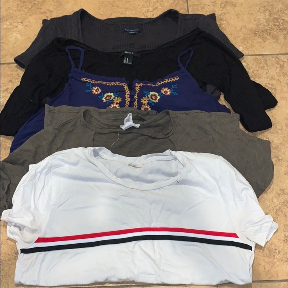5 shirt bundle 🌸🌼🌷💐🌸